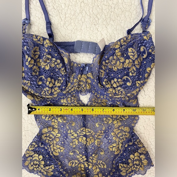 🌟🌟 EUC Victoria’s Secret Vtg Lace Lingerie Teddy - Picture 4 of 11